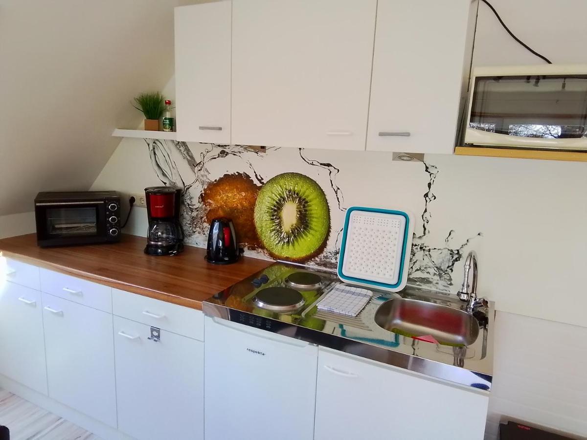 Apartamento Haus Im Wind Putbus Exterior foto