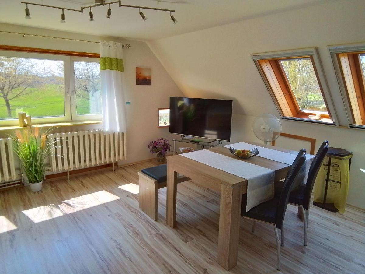 Apartamento Haus Im Wind Putbus Exterior foto