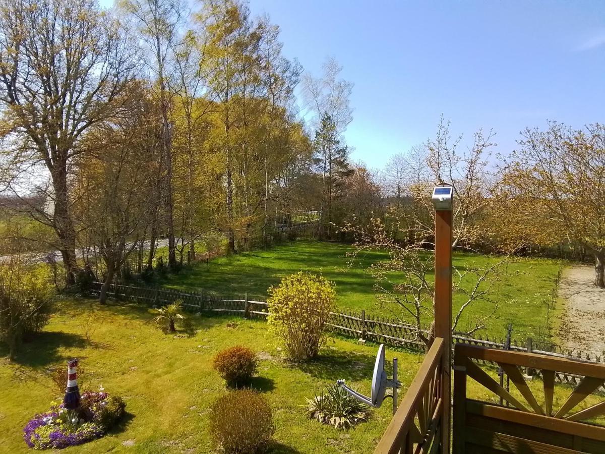 Apartamento Haus Im Wind Putbus Exterior foto
